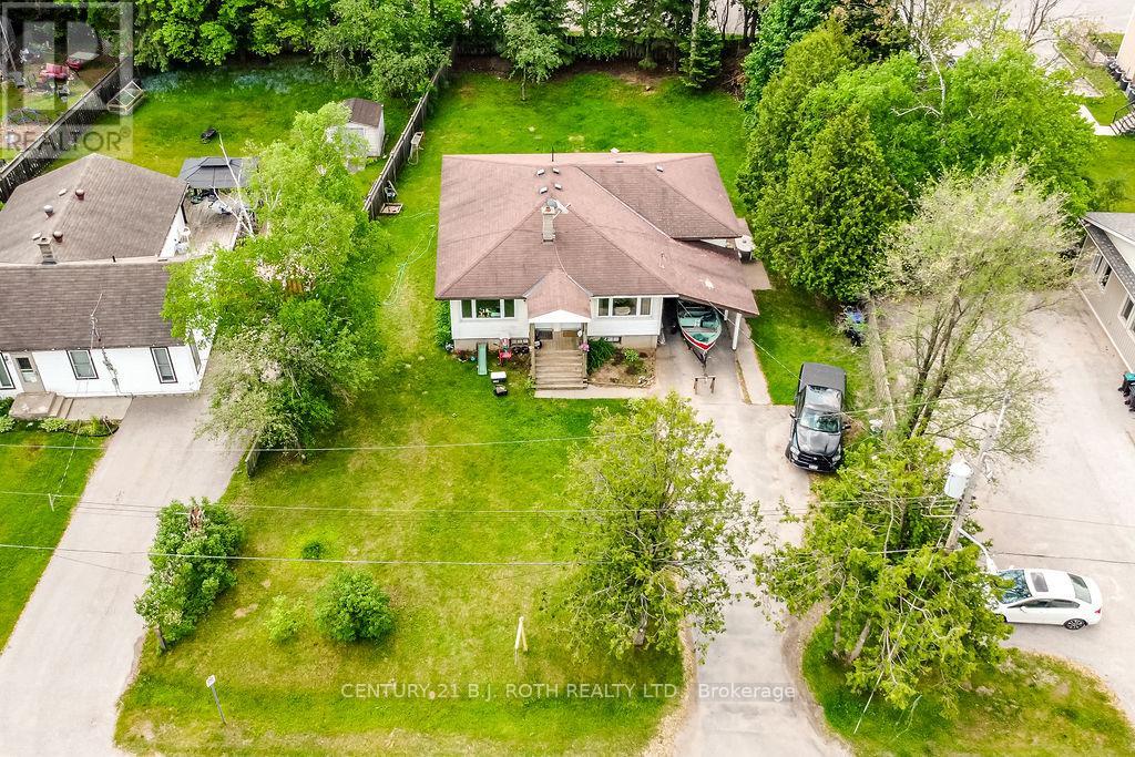 8 Summerset Place, Essa, Ontario  L3W 0G4 - Photo 1 - N11945884