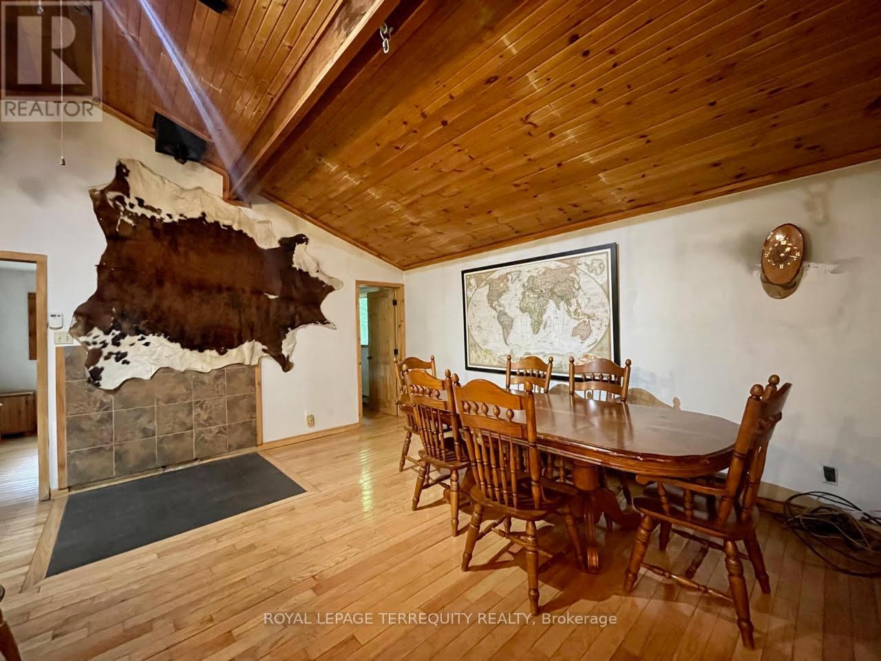 1143 Sherwood Forest Road, Bracebridge, Ontario  P1L 1X3 - Photo 8 - X12225478