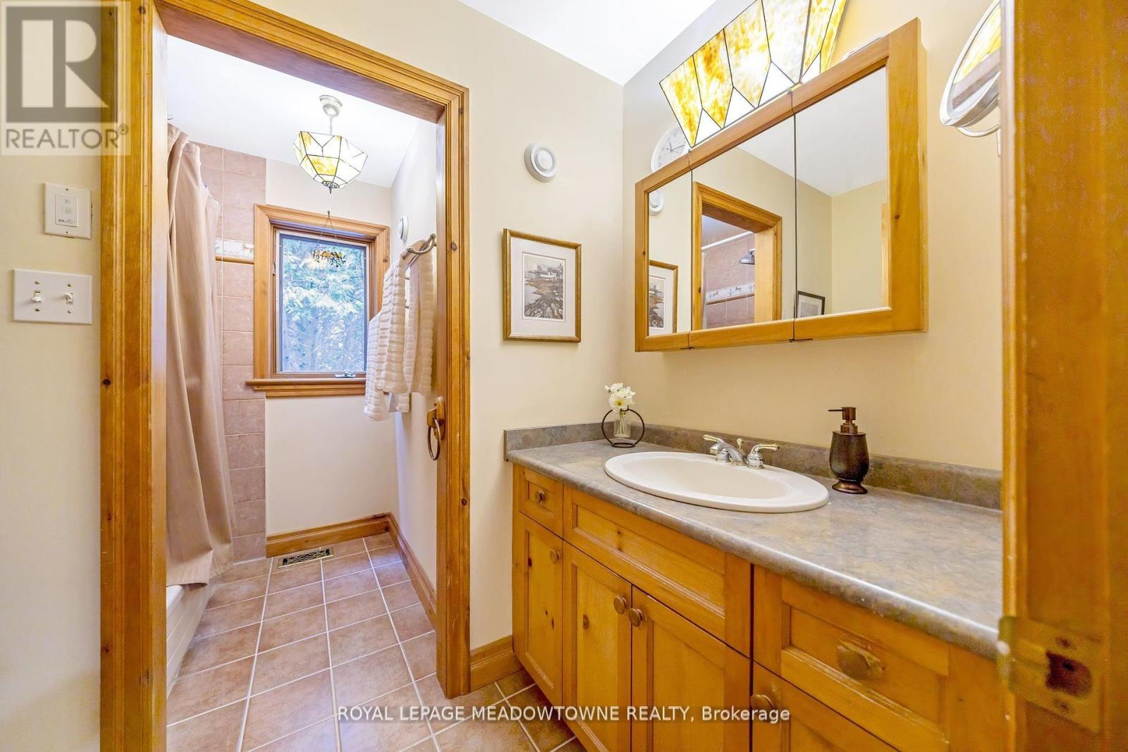 4911 Eighth Line, Erin, Ontario  L7G 4S4 - Photo 32 - X12225507