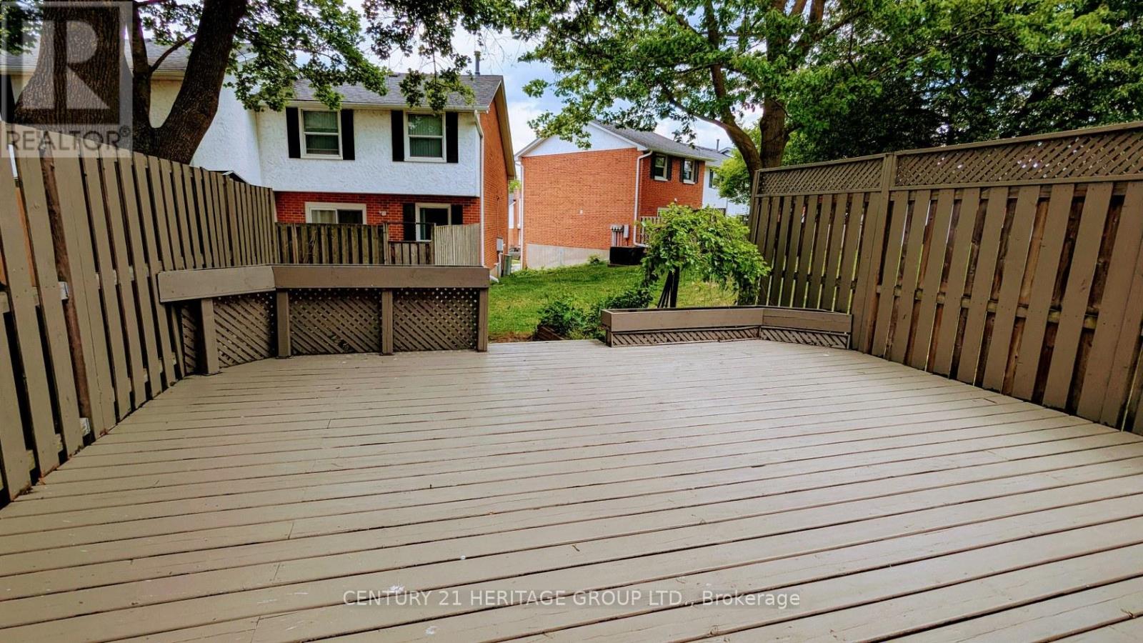 5 - 431 Keats Way, Waterloo, Ontario  N2L 5S7 - Photo 21 - X12225562