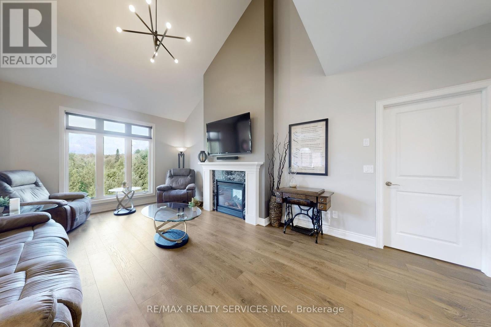 Property at 87 - 200 KINGFISHER DRIVE image 4