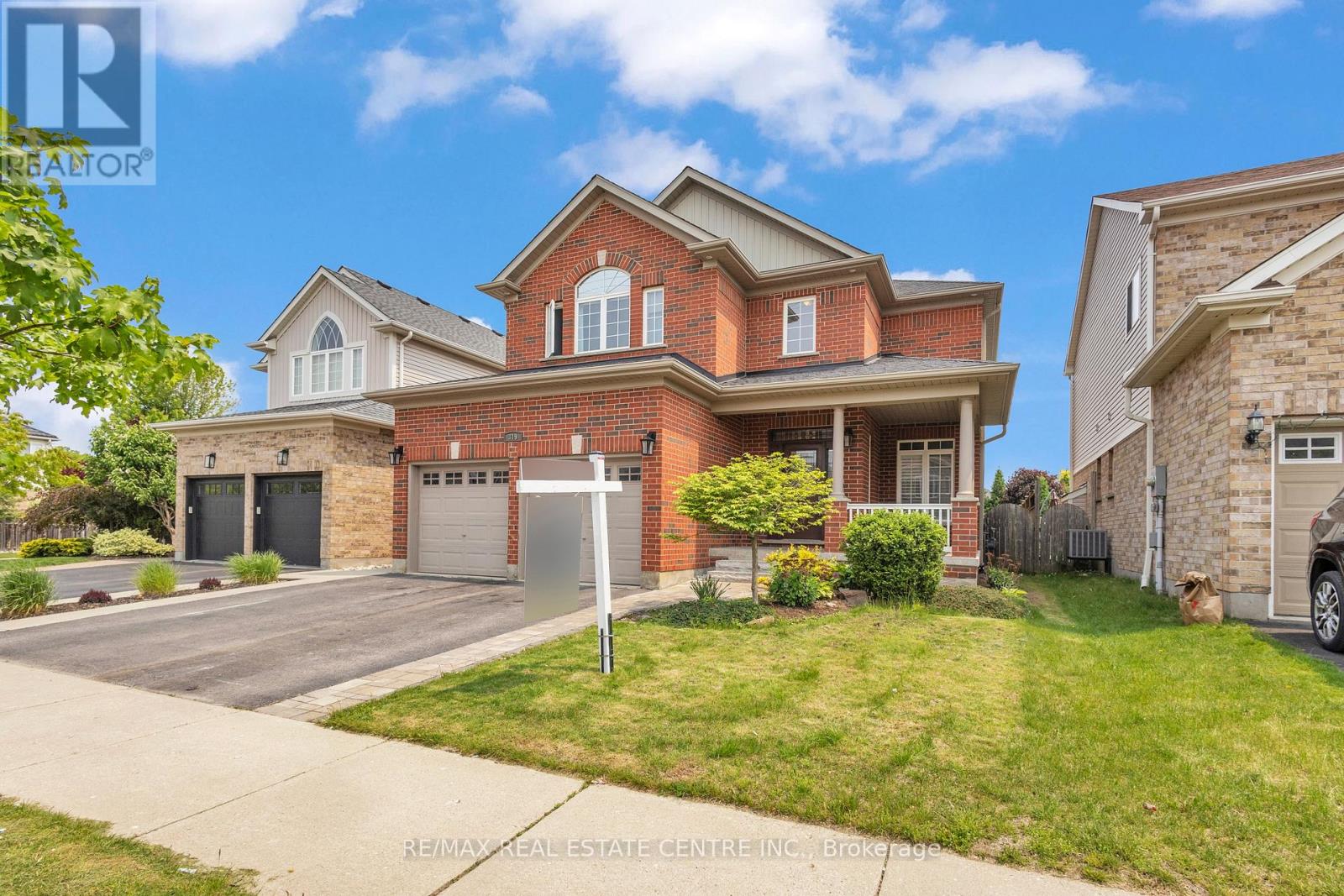 Property at 319 ROBERT FERRIE DRIVE image 3