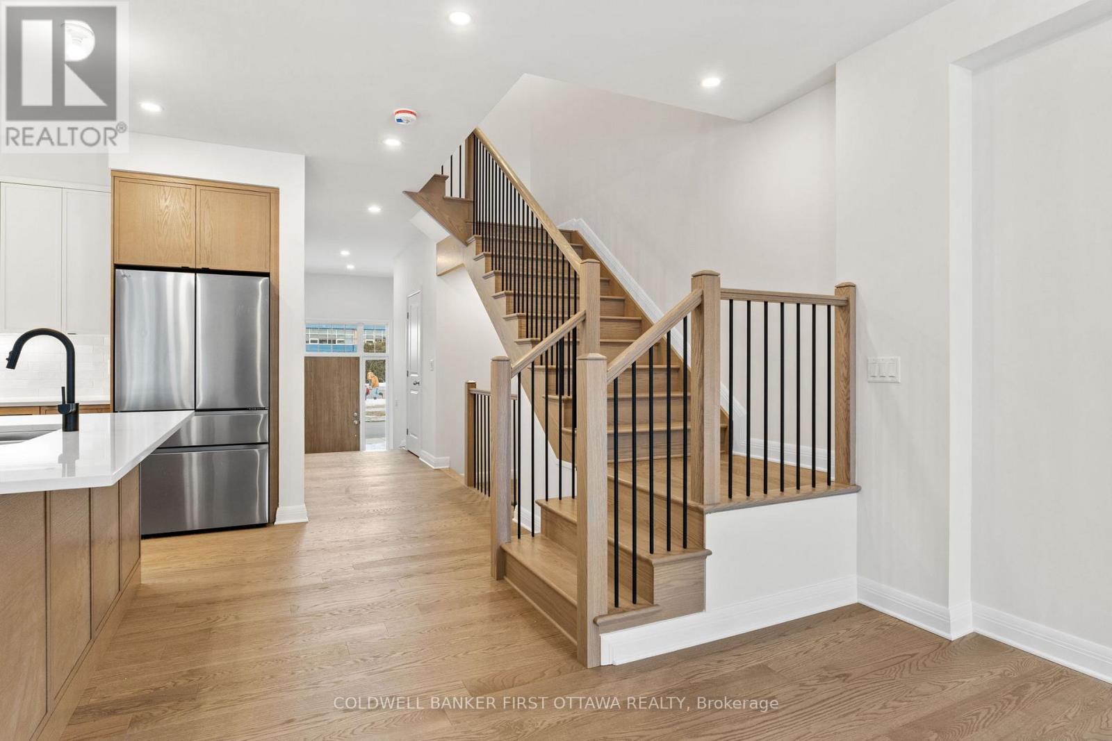 25 Utman Crescent, Carleton Place, Ontario  K7C 0J8 - Photo 14 - X12225794