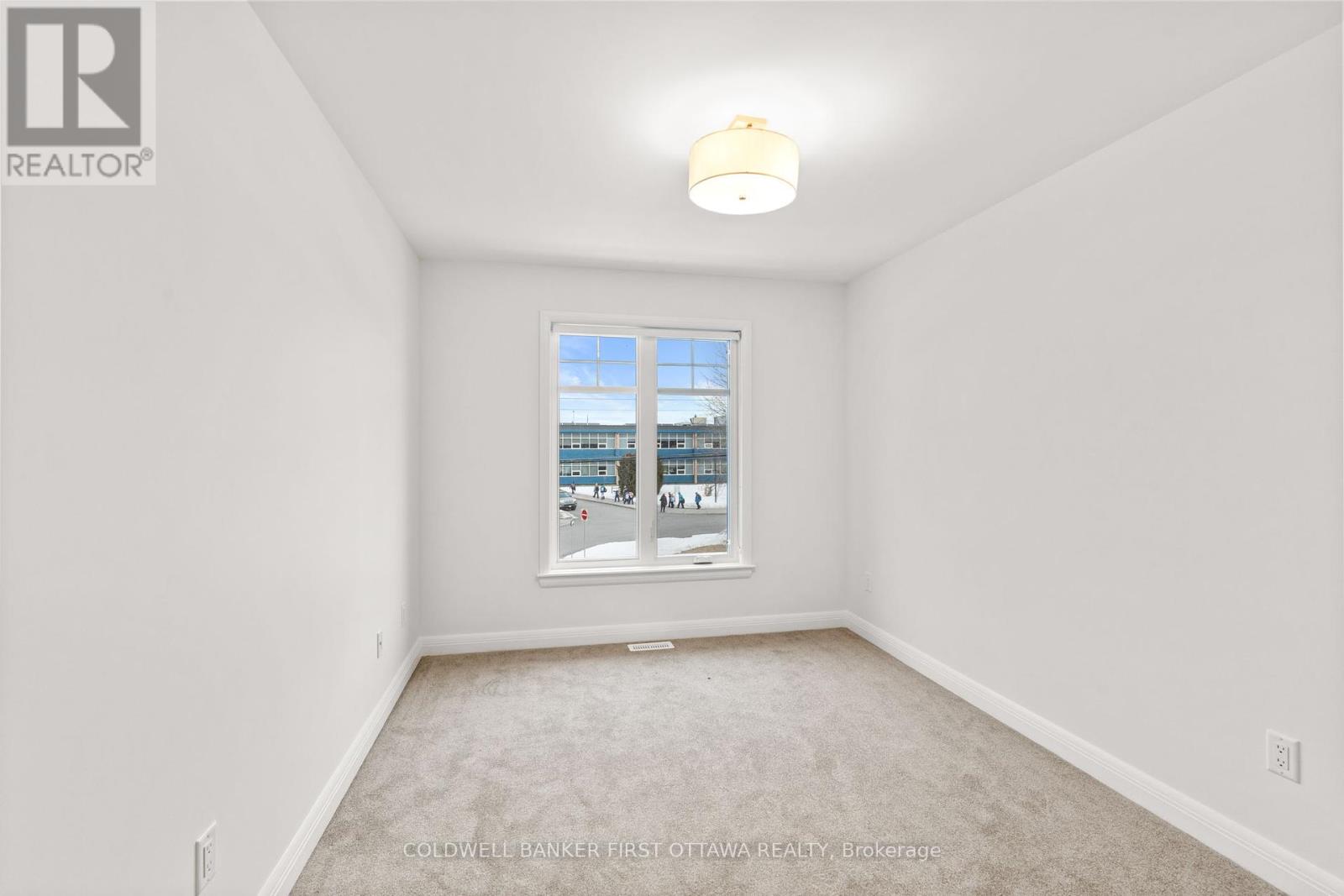 25 Utman Crescent, Carleton Place, Ontario  K7C 0J8 - Photo 16 - X12225794