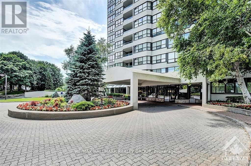 306 - 1510 Riverside Drive, Ottawa, Ontario  K1G 4X5 - Photo 3 - X12225822