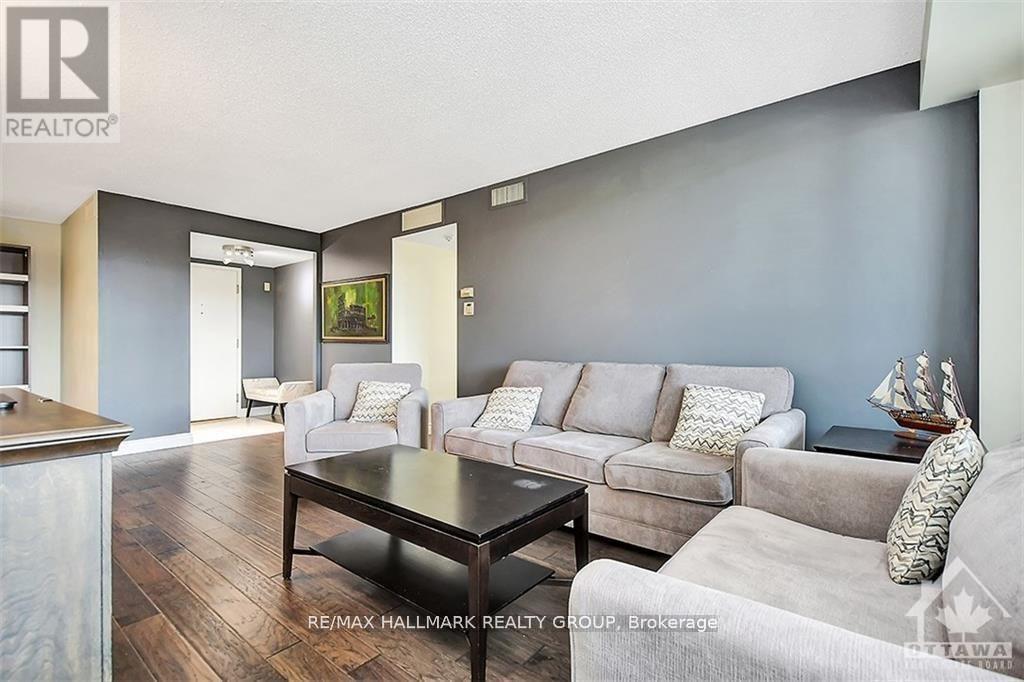 306 - 1510 Riverside Drive, Ottawa, Ontario  K1G 4X5 - Photo 8 - X12225822