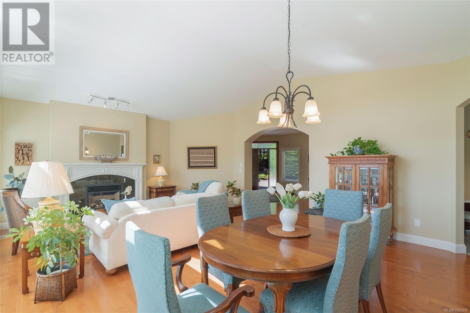 Property at 3355 Rockhampton Rd image 3