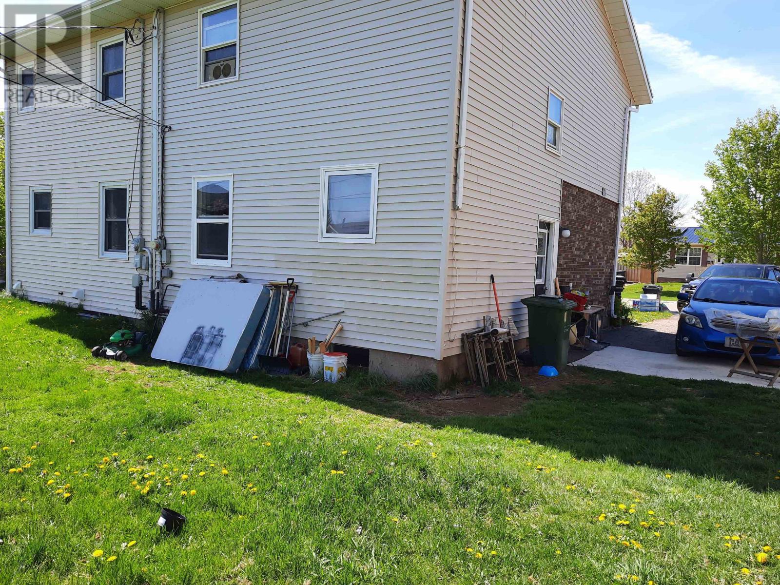 Property at 92 Andrews Court image 3