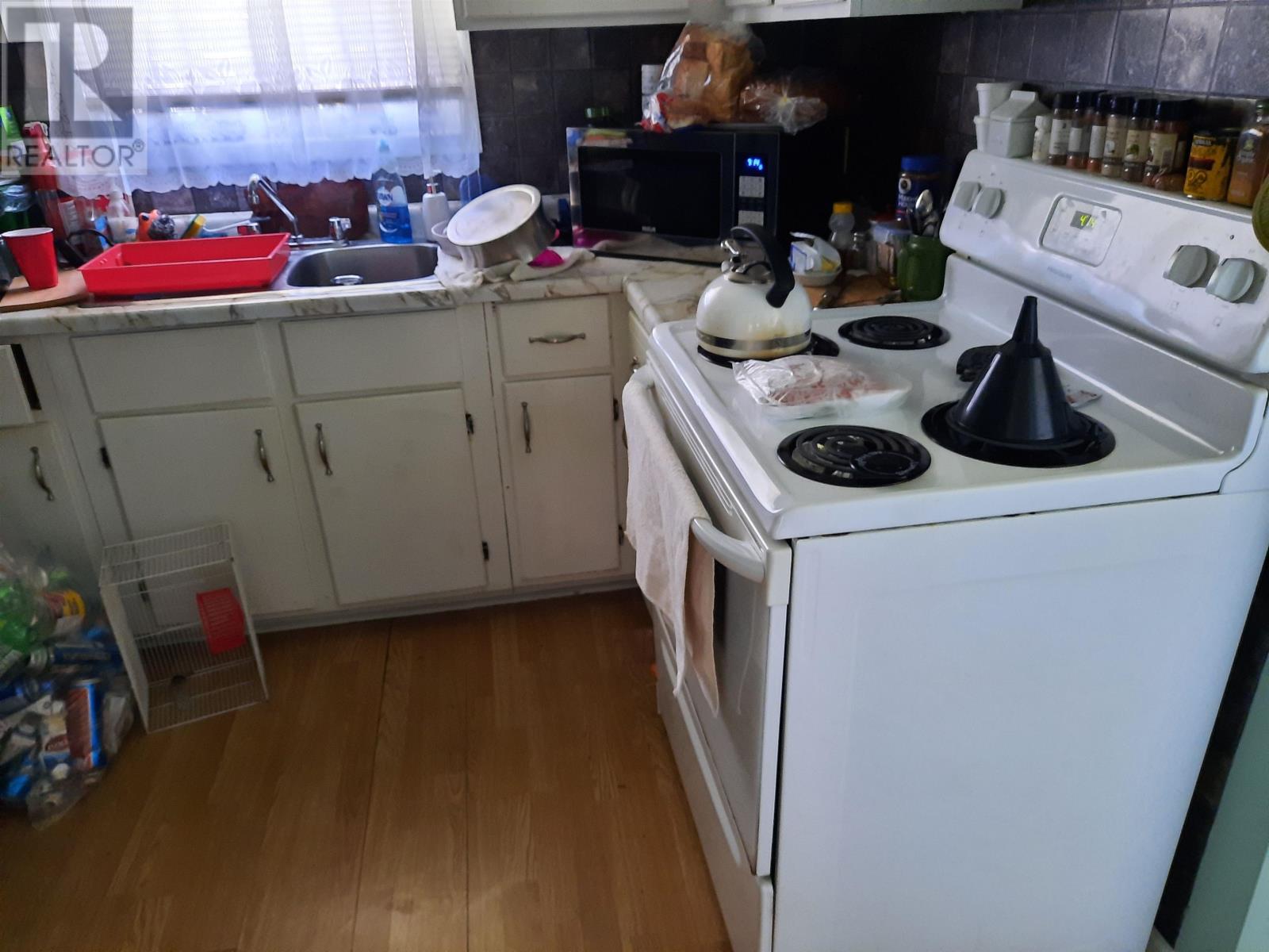 Property at 92 Andrews Court image 4
