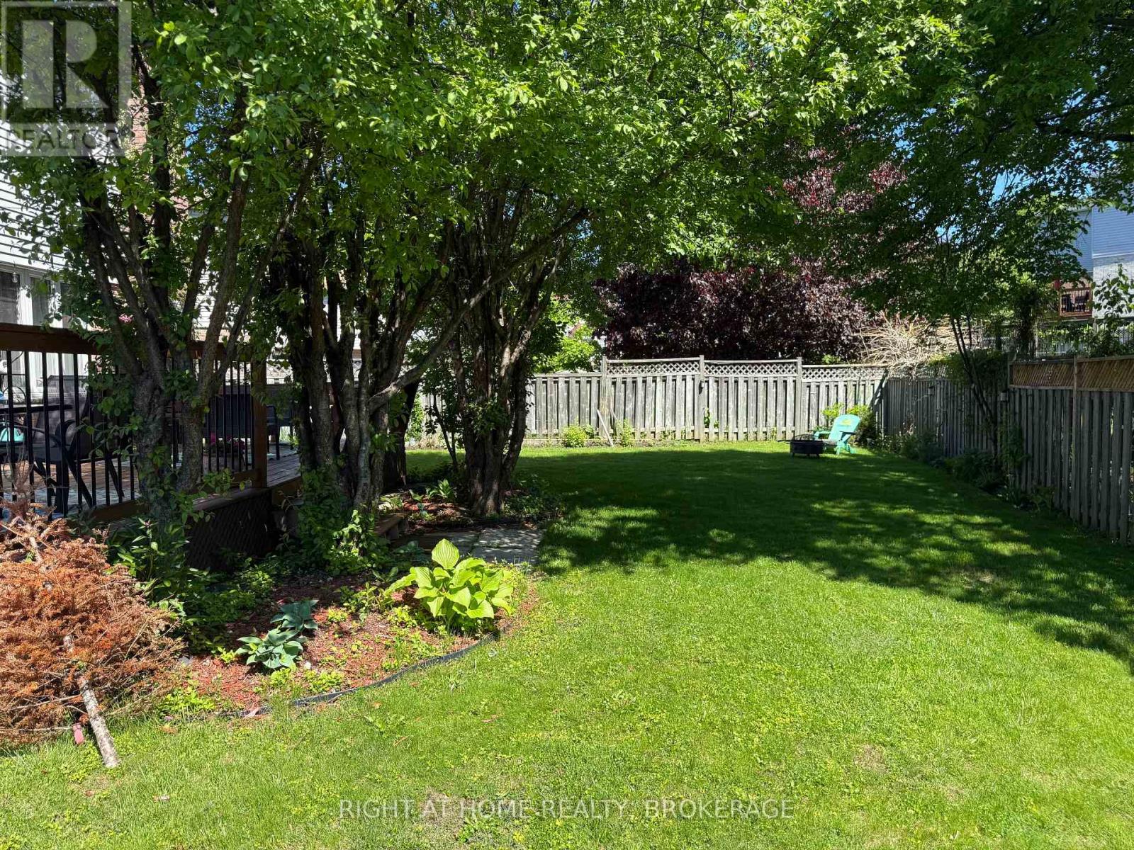 11 Eberlee Court, Whitby (Blue Grass Meadows), Ontario  L1N 8C9 - Photo 40 - E12185856
