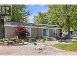 981 COUNTY RD 2 Unit# 529, Lakeshore, Ontario