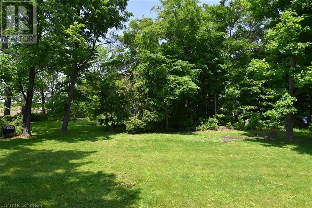 Property at 9360 DICKENSON Road W image 4