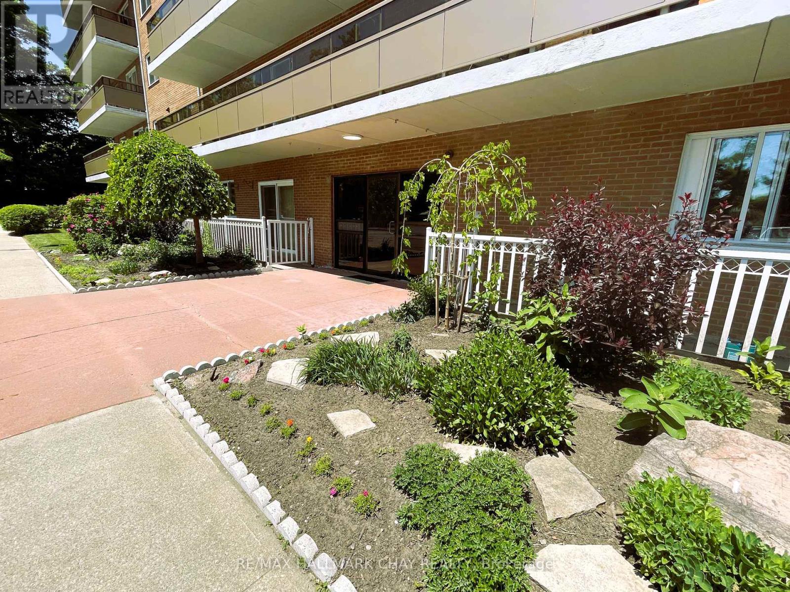 Property at 702 - 414 BLAKE STREET image 4