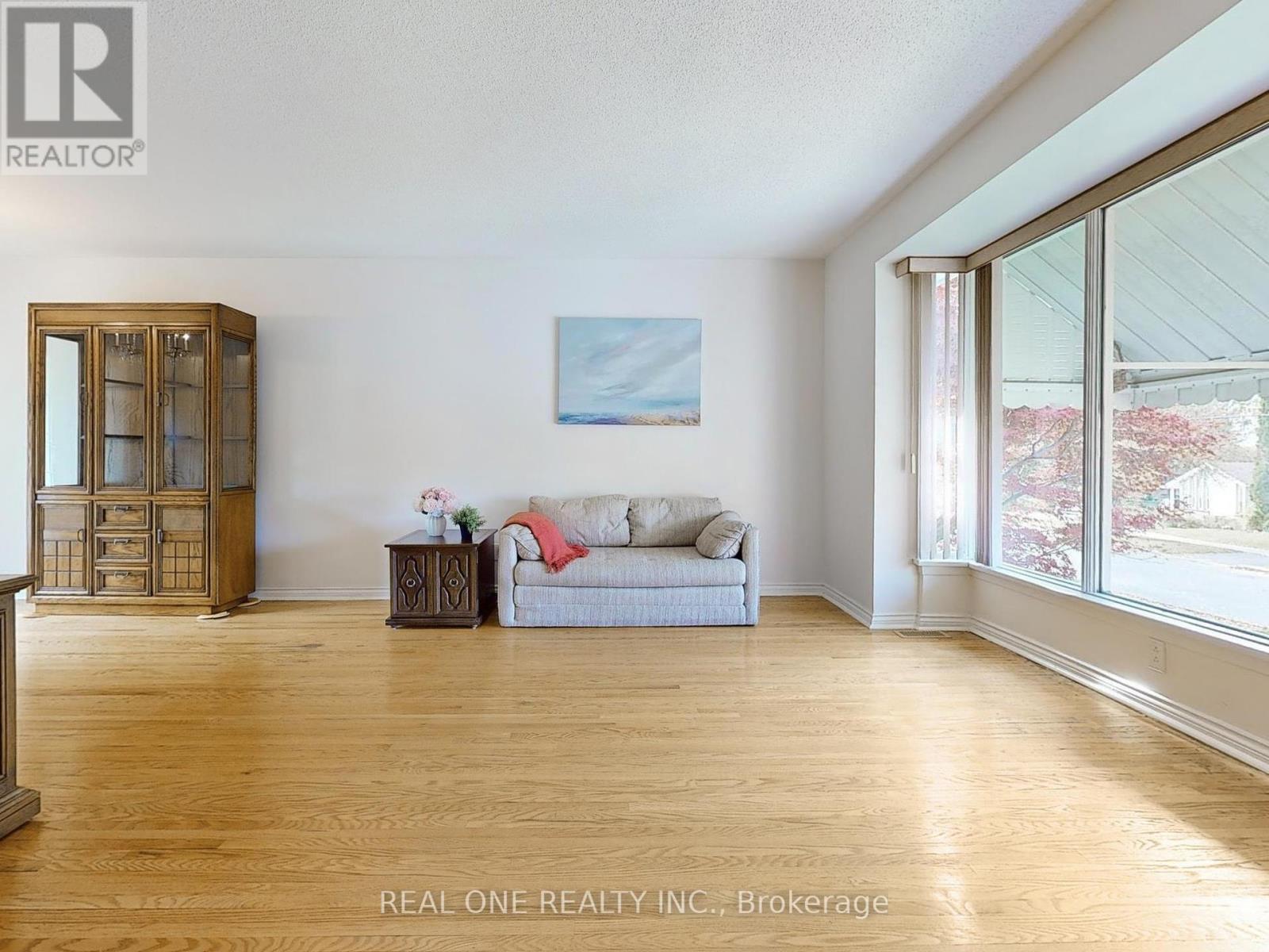 Property at 9 LESCON ROAD image 3