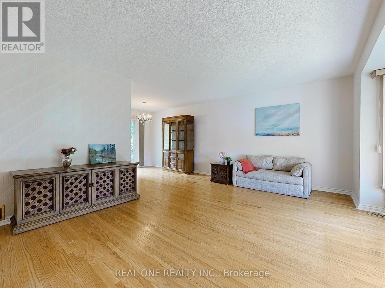 Property at 9 LESCON ROAD image 4