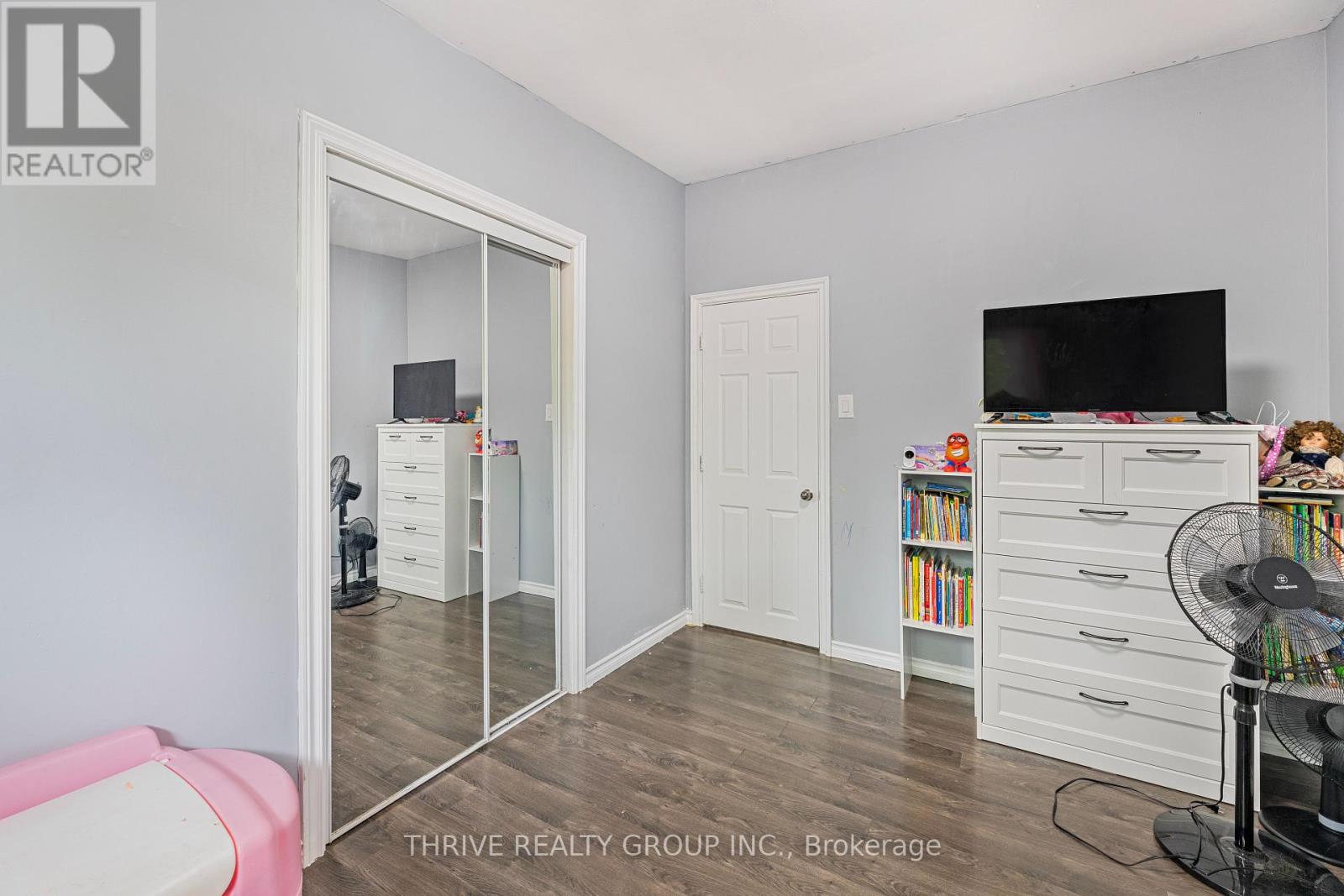 26 Hawkesbury Avenue, London East, Ontario  N5V 2K1 - Photo 13 - X12225923