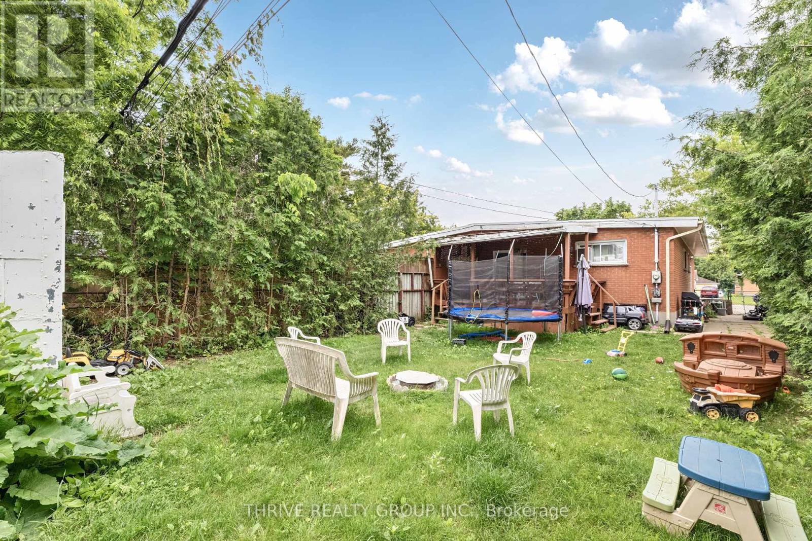 26 Hawkesbury Avenue, London East, Ontario  N5V 2K1 - Photo 23 - X12225923