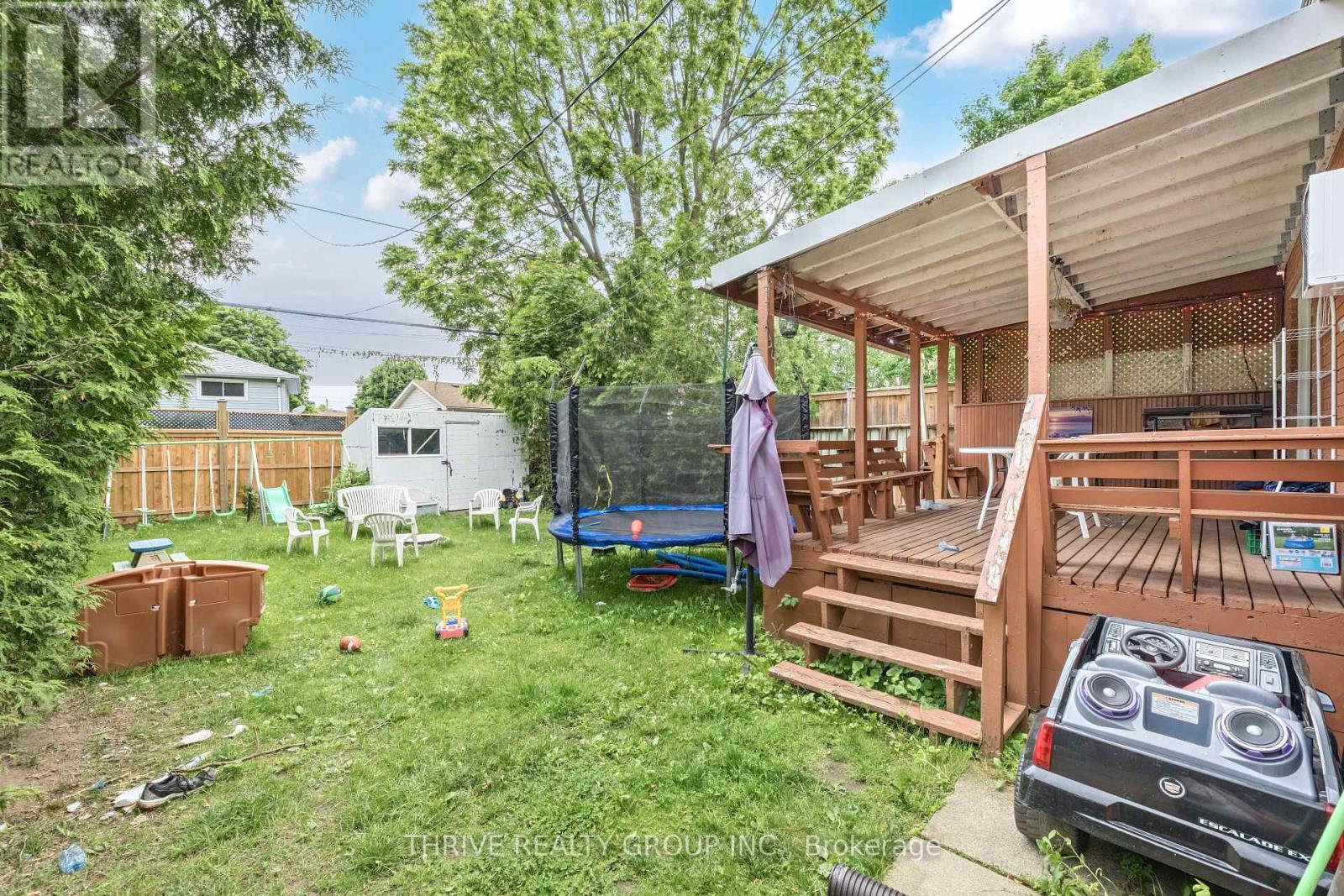 26 Hawkesbury Avenue, London East, Ontario  N5V 2K1 - Photo 24 - X12225923