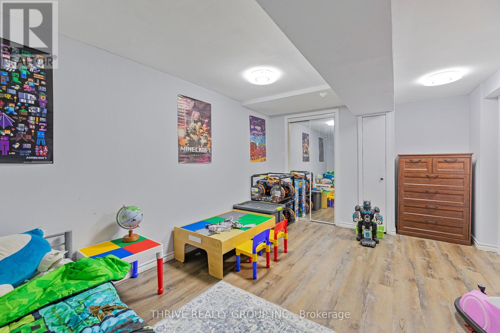26 Hawkesbury Avenue, London East, Ontario  N5V 2K1 - Photo 26 - X12225923