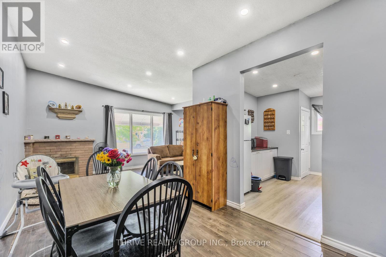 26 Hawkesbury Avenue, London East, Ontario  N5V 2K1 - Photo 7 - X12225923