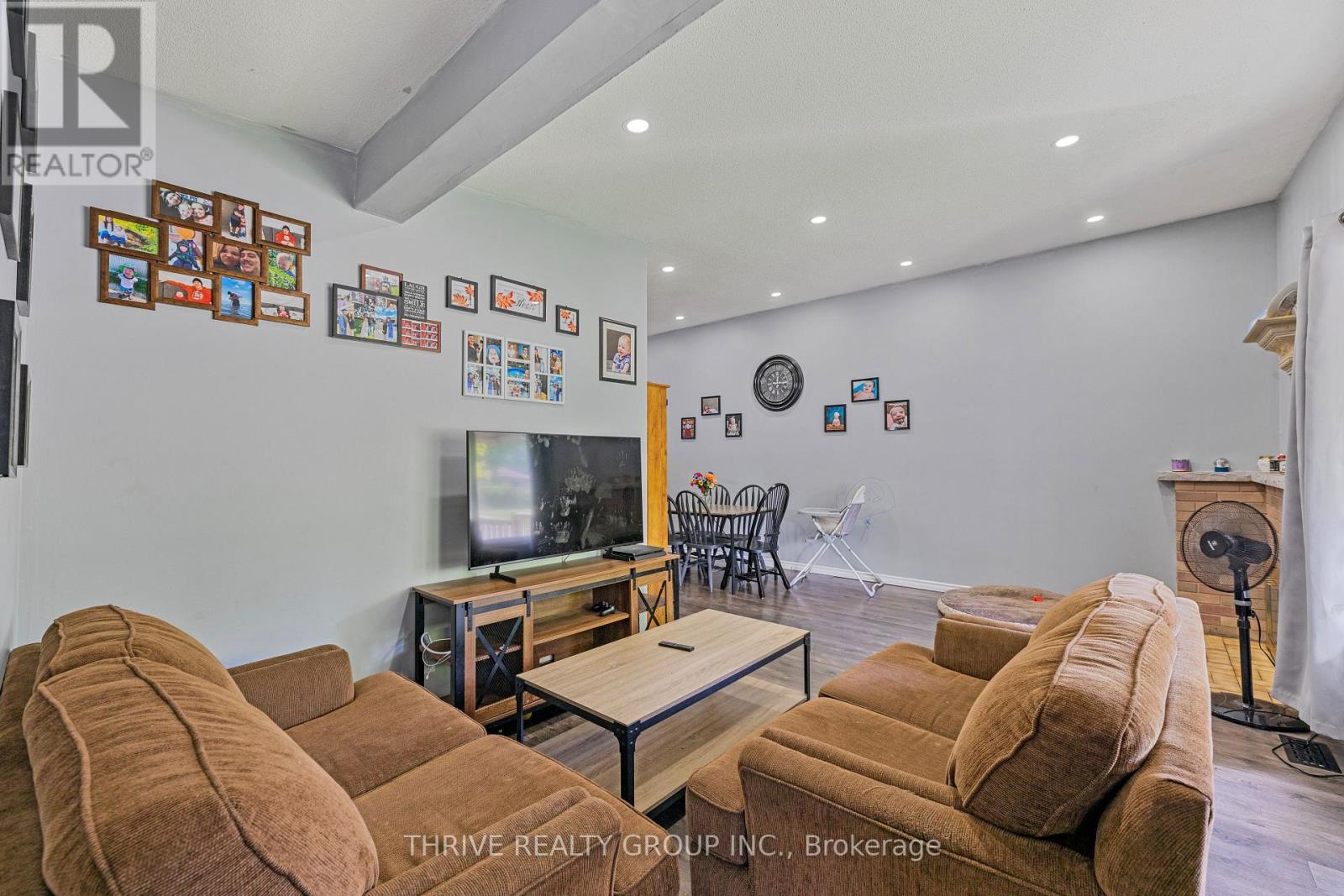 26 Hawkesbury Avenue, London East, Ontario  N5V 2K1 - Photo 8 - X12225923