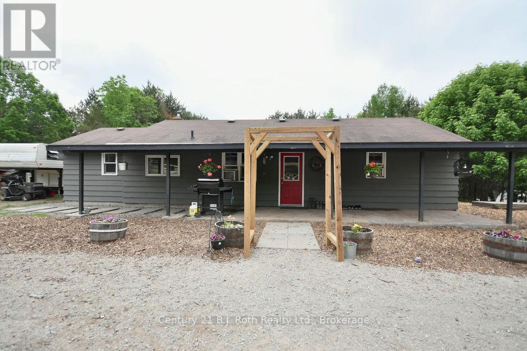 Property at 2286 FLOS TEN ROAD E image 1