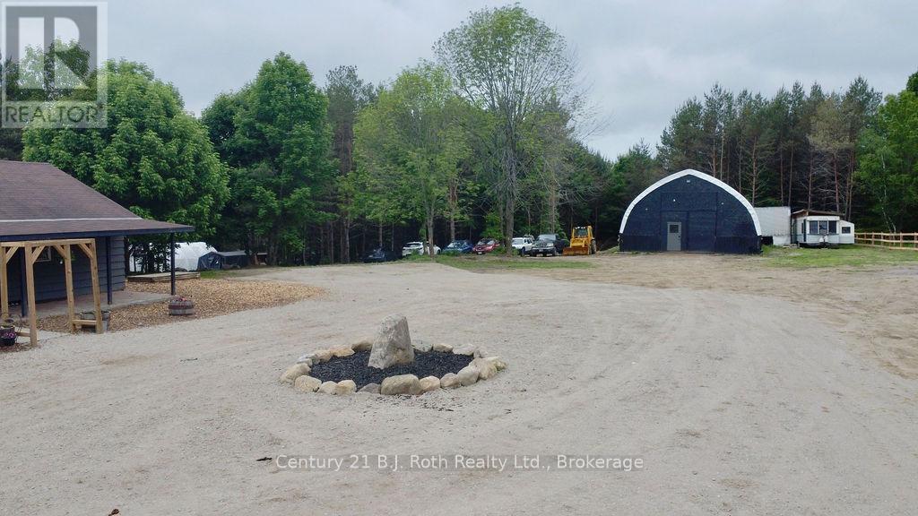 Property at 2286 FLOS TEN ROAD E image 2