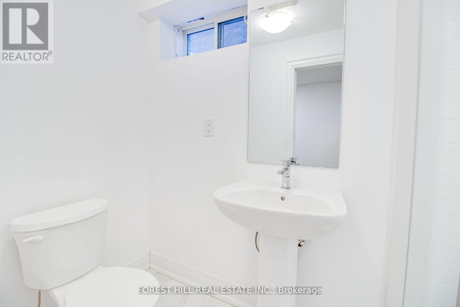 38 Chiara Rose Lane, Richmond Hill, Ontario  L4E 1L4 - Photo 22 - N12225760