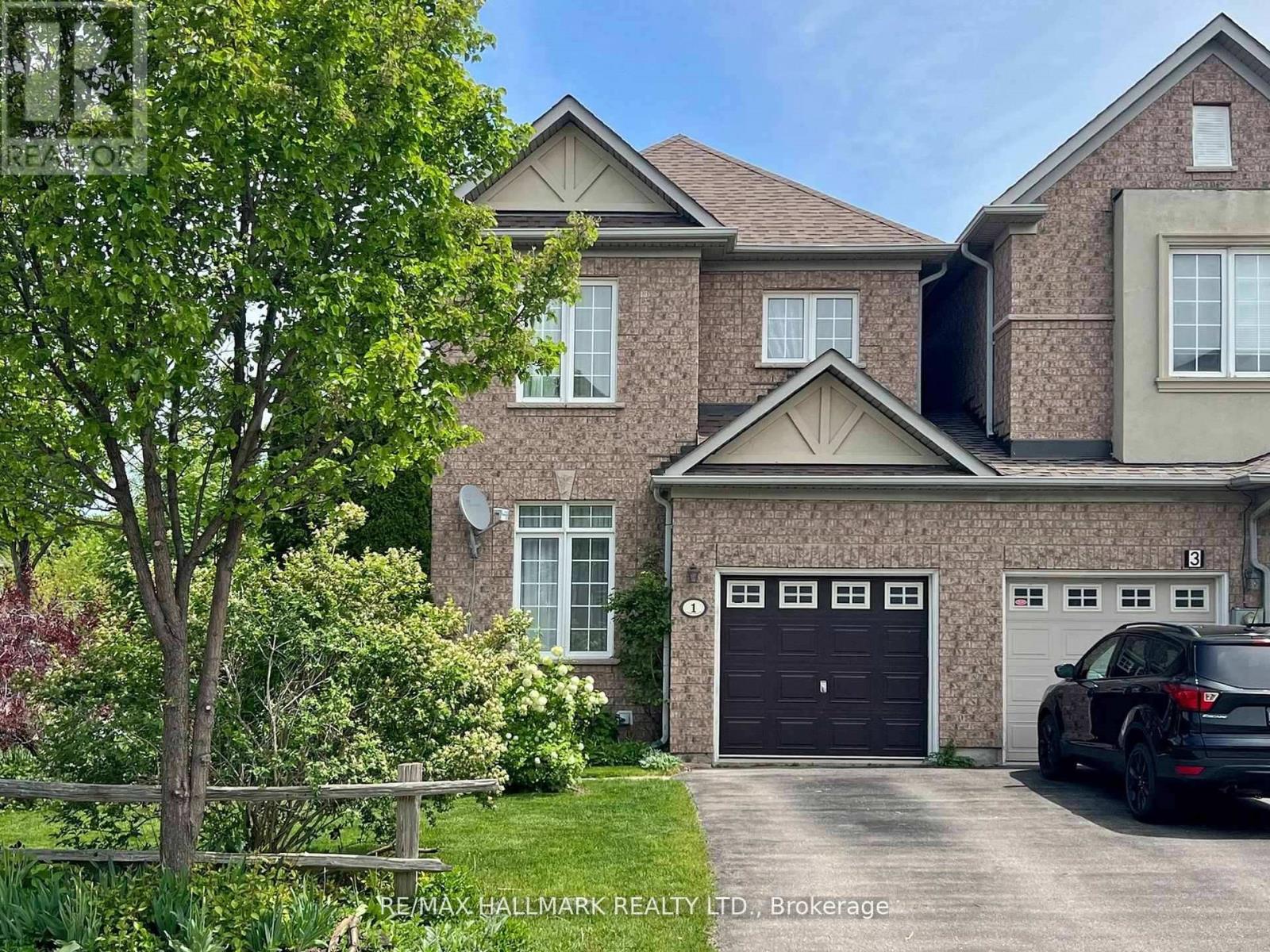 Property at 1 LANDER CRESCENT image 1