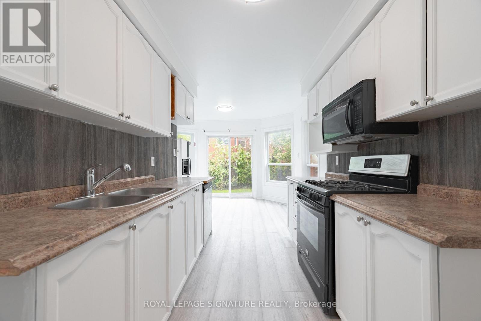 Property at 194 KOZLOV STREET image 4