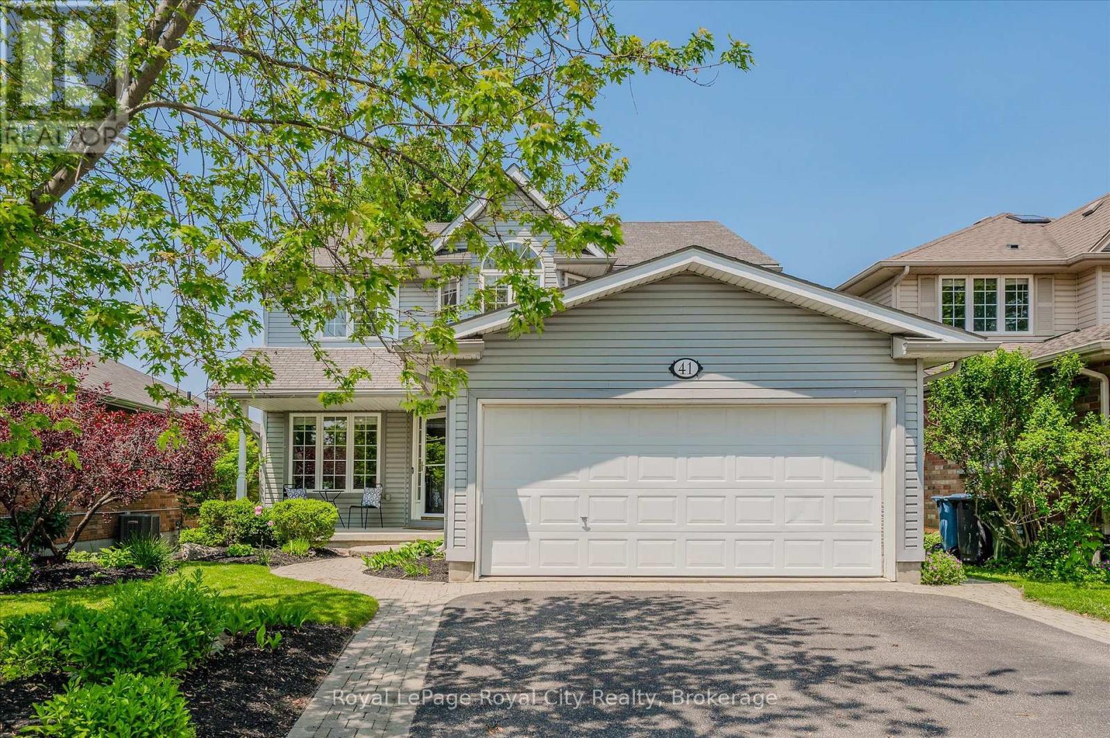 Property at 41 MUNROE CRESCENT image 1