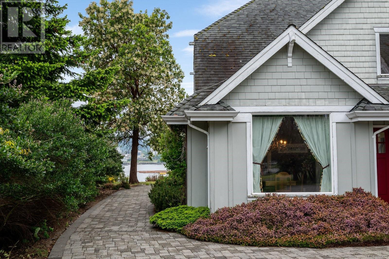 Property at 189 Colvilleton Trail image 3