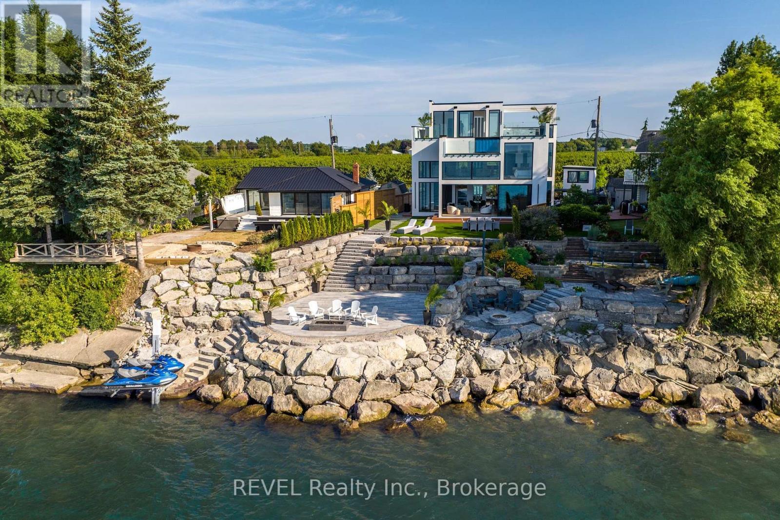6 Firelane 11a Street, Niagara-On-The-Lake, Ontario  L0S 1J0 - Photo 11 - X12225948