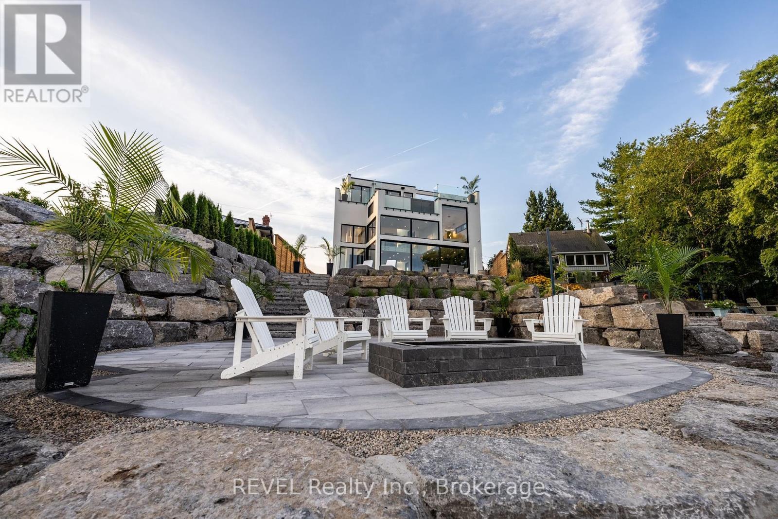 6 Firelane 11a Street, Niagara-On-The-Lake, Ontario  L0S 1J0 - Photo 14 - X12225948