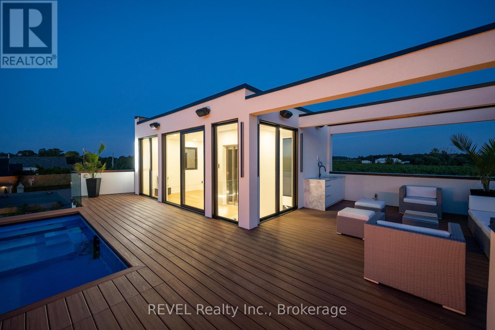 6 Firelane 11a Street, Niagara-On-The-Lake, Ontario  L0S 1J0 - Photo 6 - X12225948