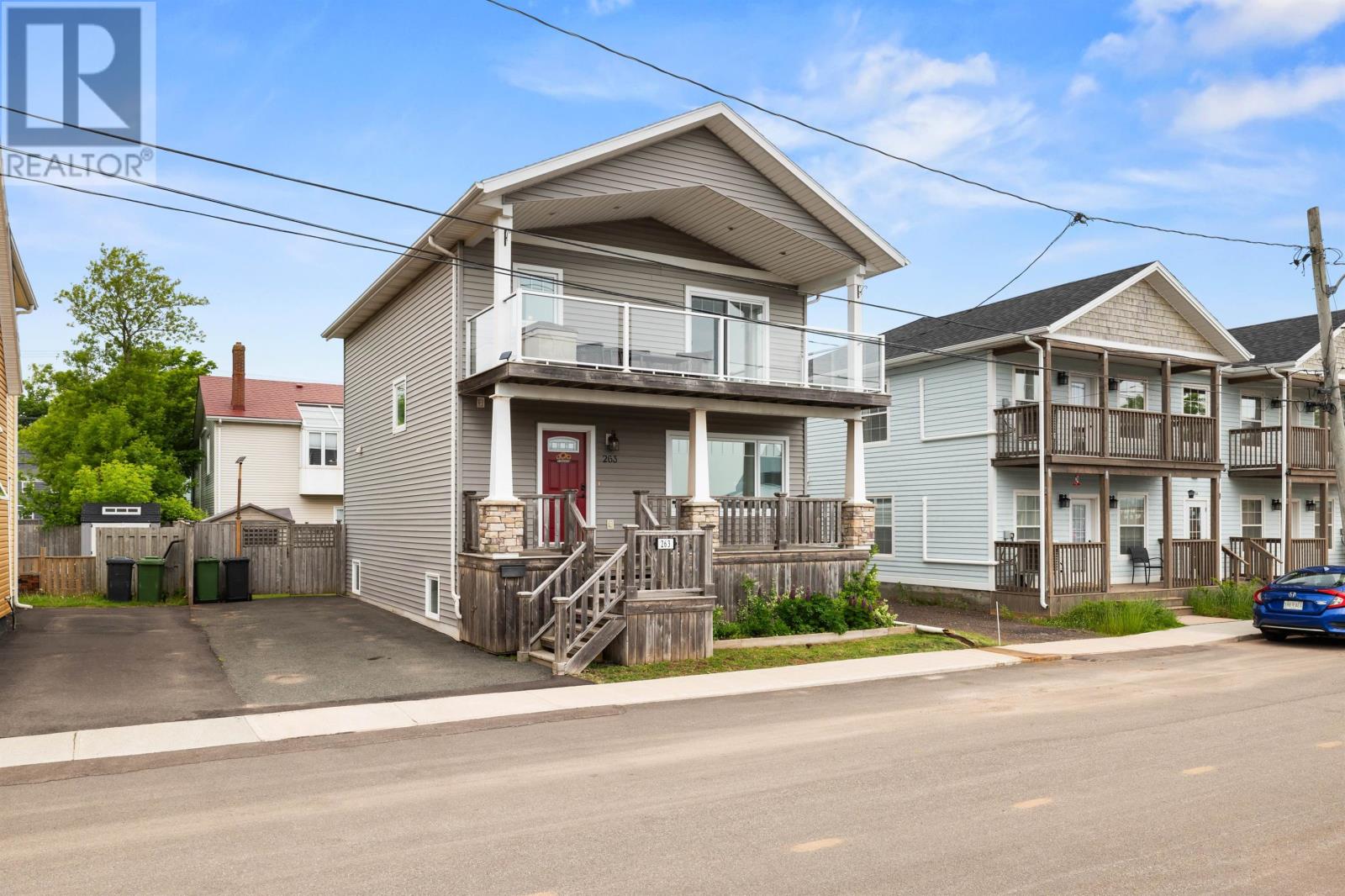 Property at 263 KING Street image 3