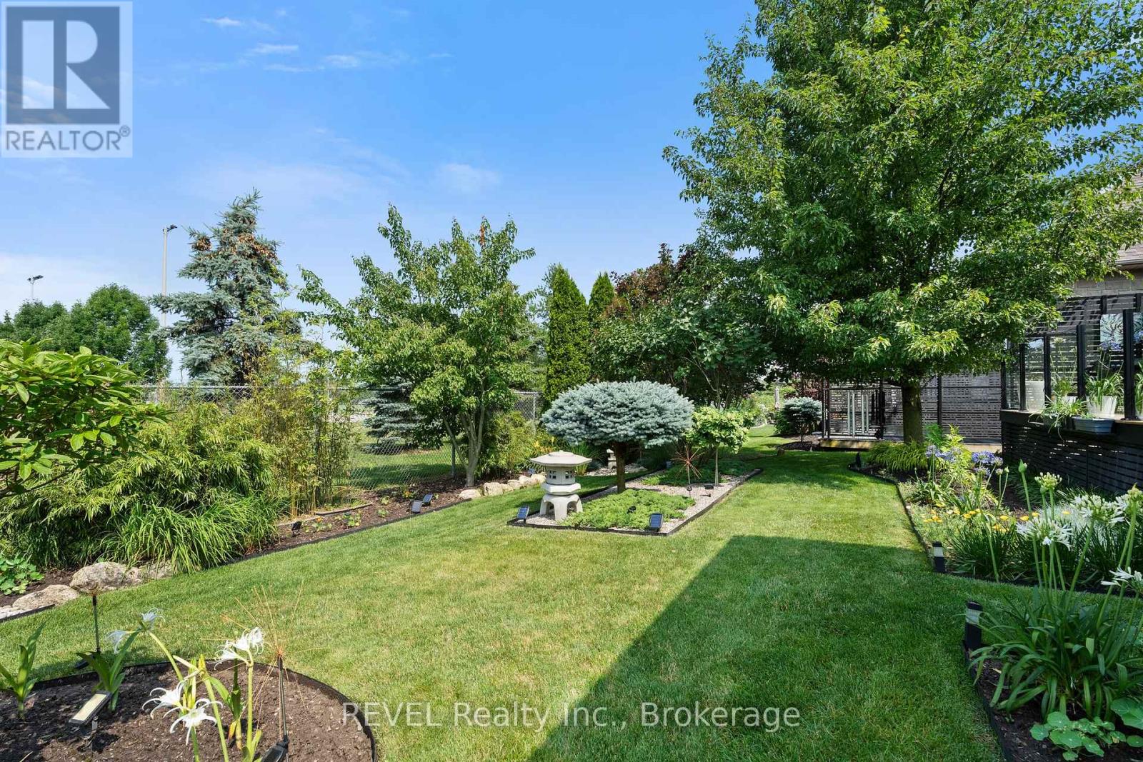 34 Raiana Drive, Niagara-On-The-Lake, Ontario  L0S 1T0 - Photo 36 - X12225713