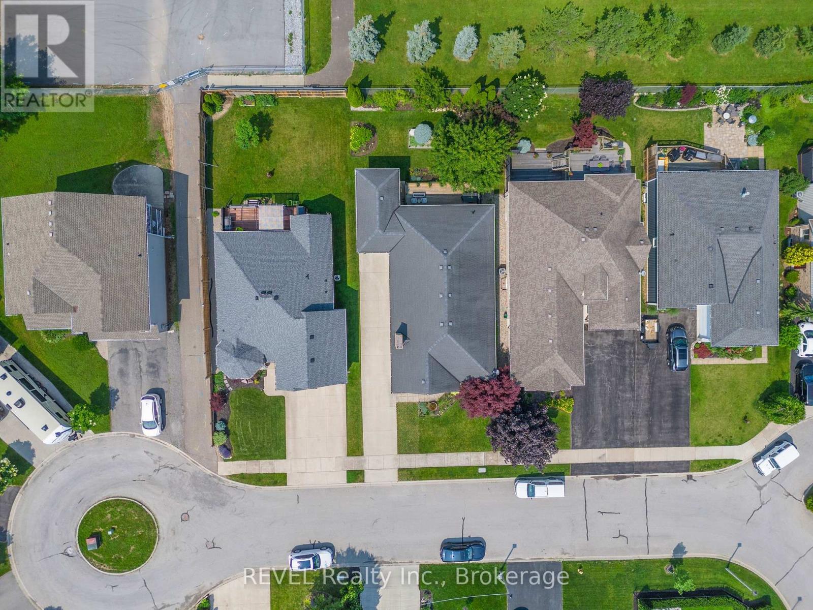 34 Raiana Drive, Niagara-On-The-Lake, Ontario  L0S 1T0 - Photo 44 - X12225713