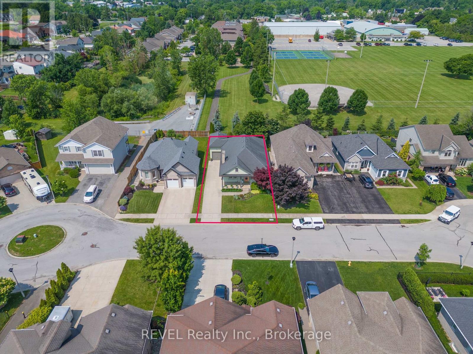 34 Raiana Drive, Niagara-On-The-Lake, Ontario  L0S 1T0 - Photo 45 - X12225713