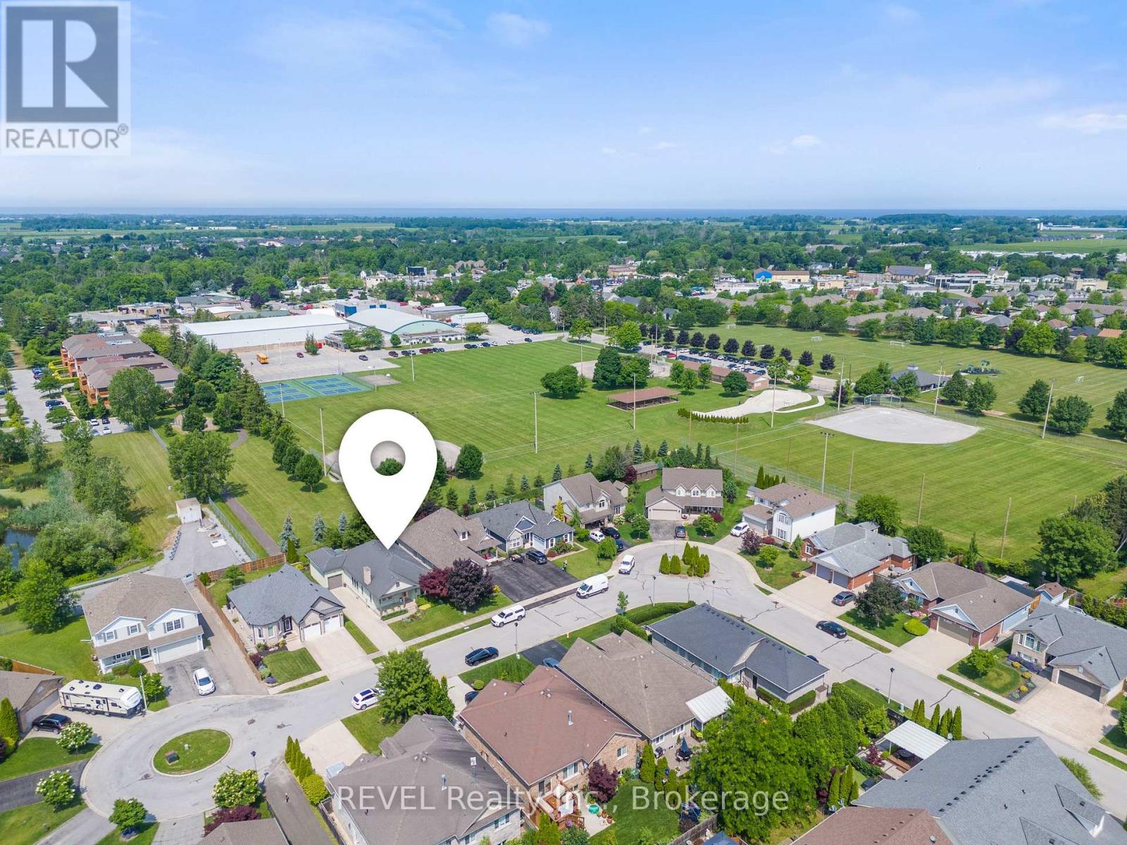 34 Raiana Drive, Niagara-On-The-Lake, Ontario  L0S 1T0 - Photo 41 - X12225713