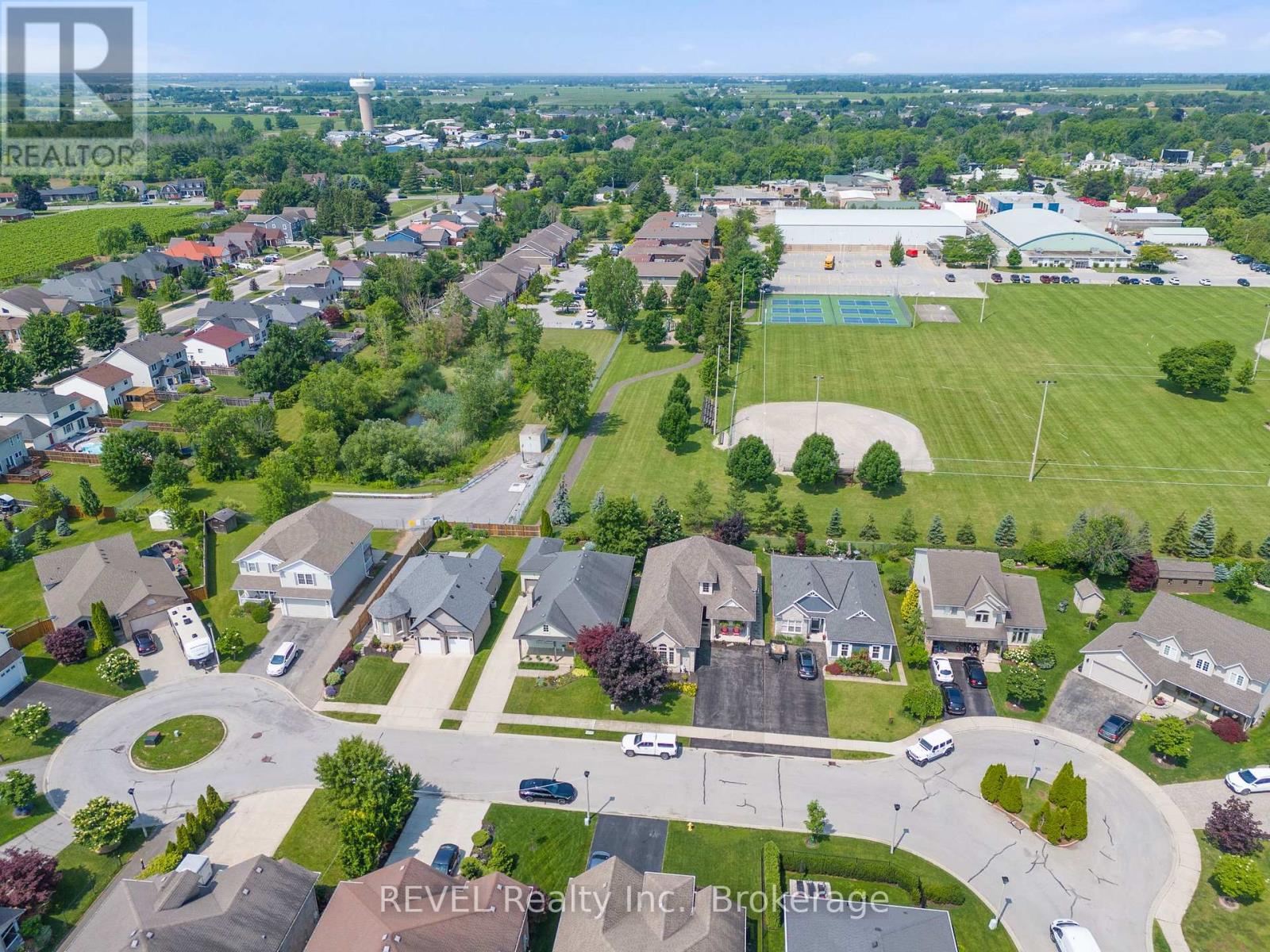 34 Raiana Drive, Niagara-On-The-Lake, Ontario  L0S 1T0 - Photo 40 - X12225713