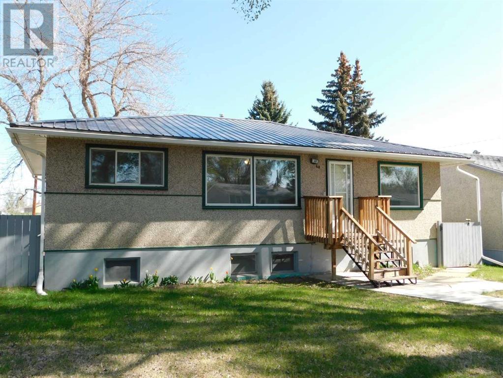Property at 68 Spruce Avenue W image 2