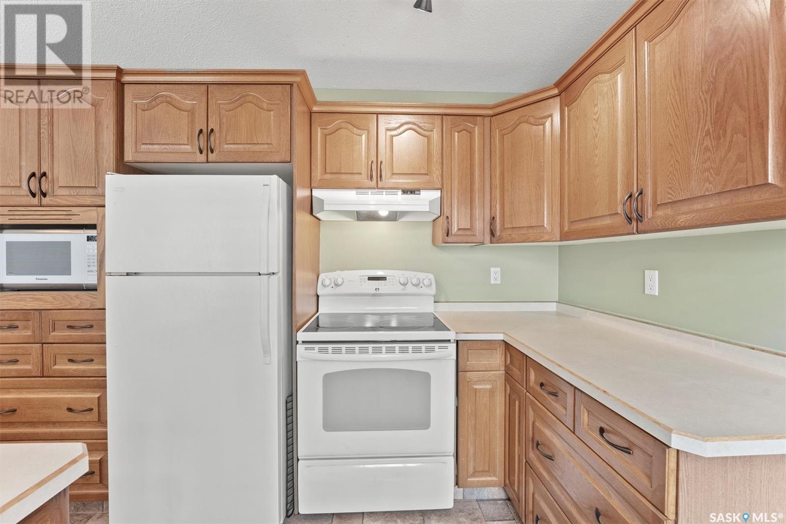 Property at 43 O'Neil CRESCENT image 3