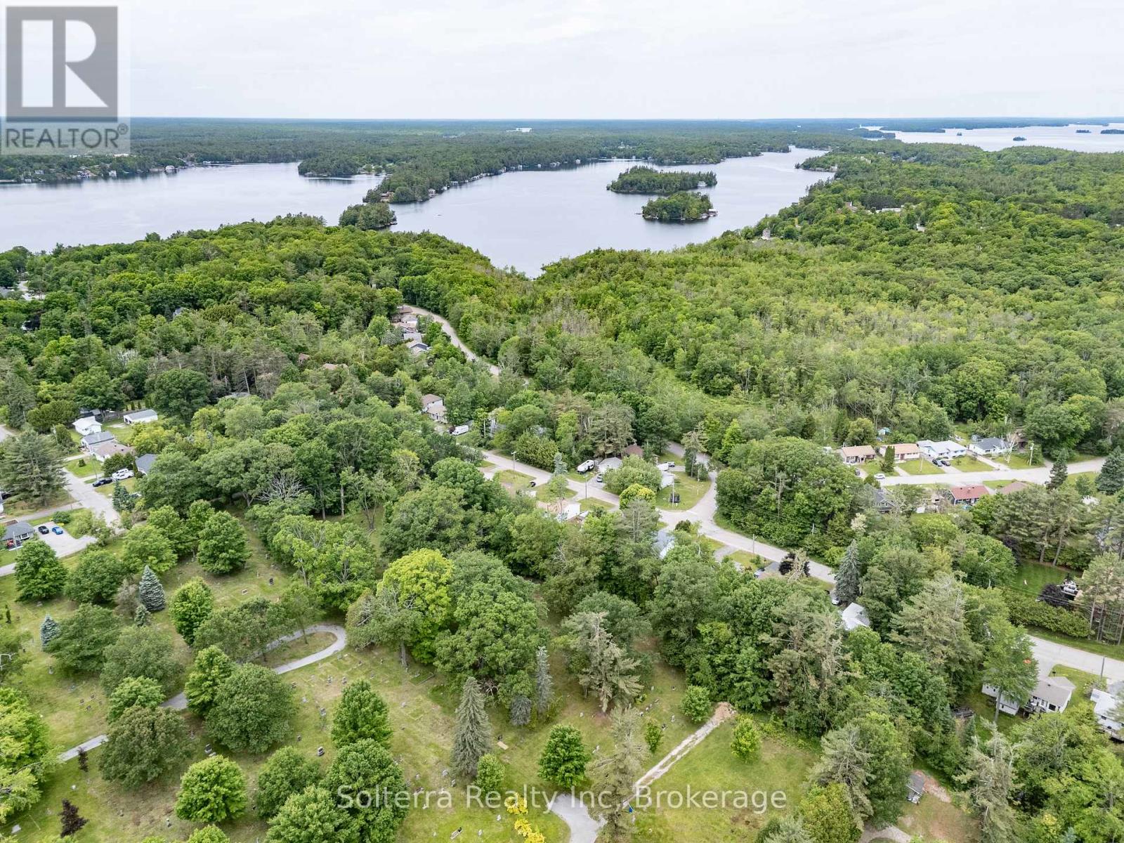 160 Wagner Road W, Gravenhurst, Ontario  P1P 1C3 - Photo 7 - X12223920