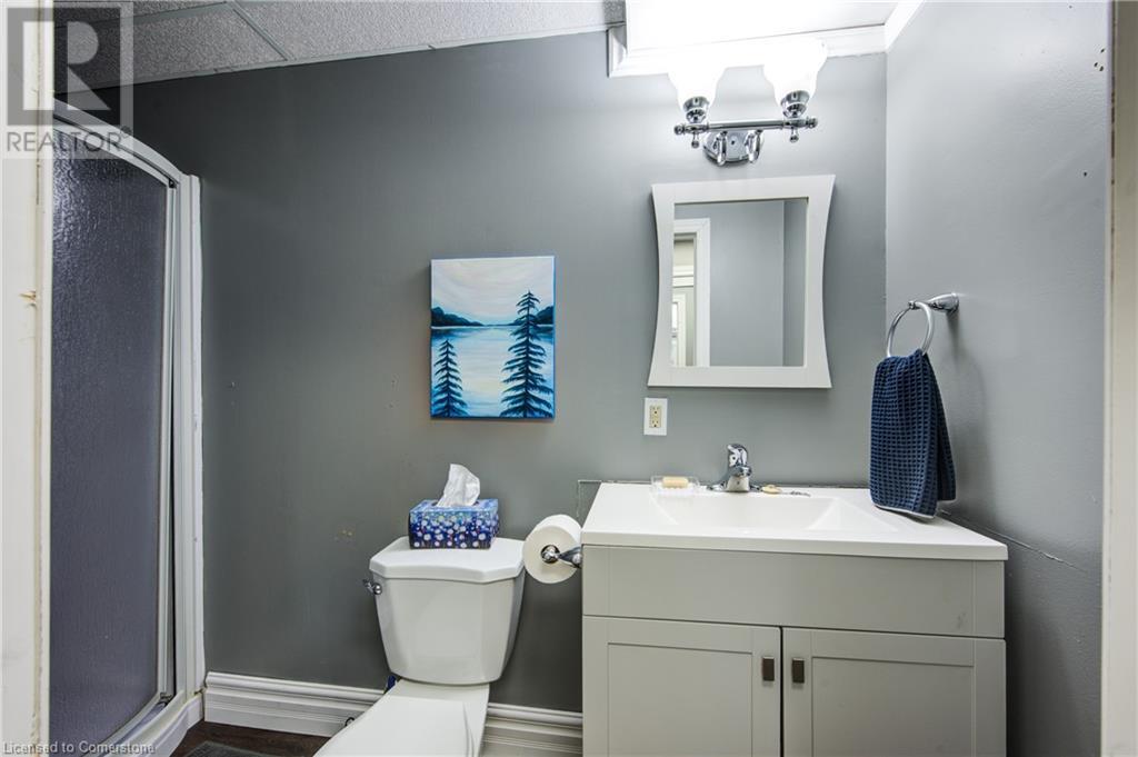 Photo 34 of 48 for 141 Tavistock Road