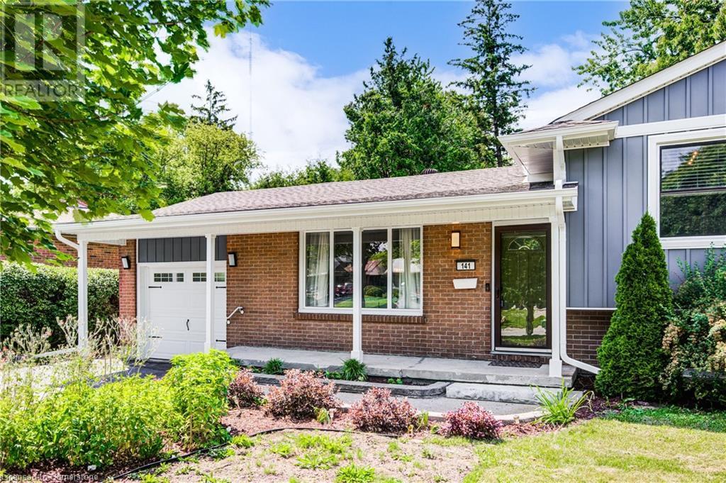 Photo 4 of 48 for 141 Tavistock Road