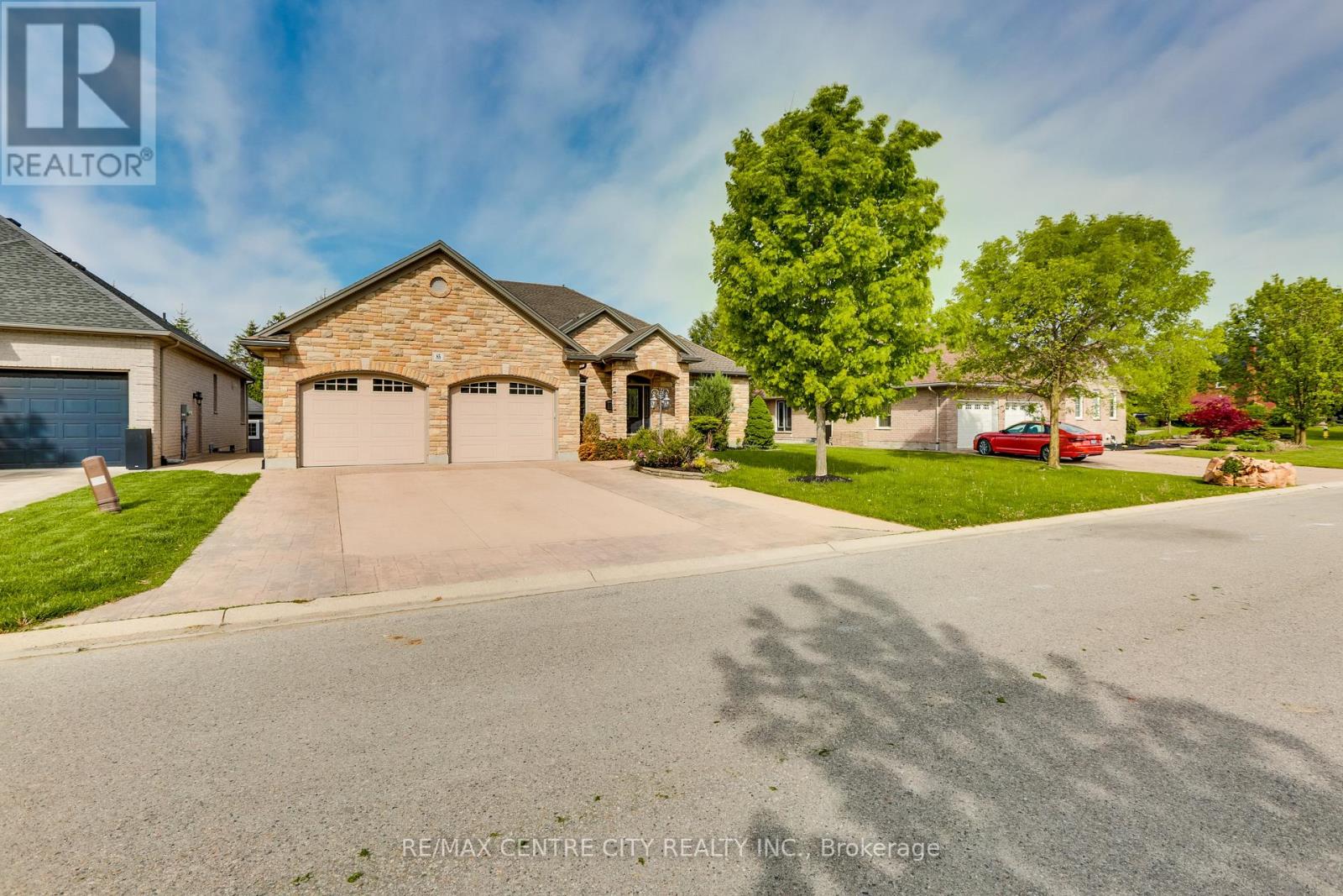 Property at 85 PRINCE OF WALES GATE image 3