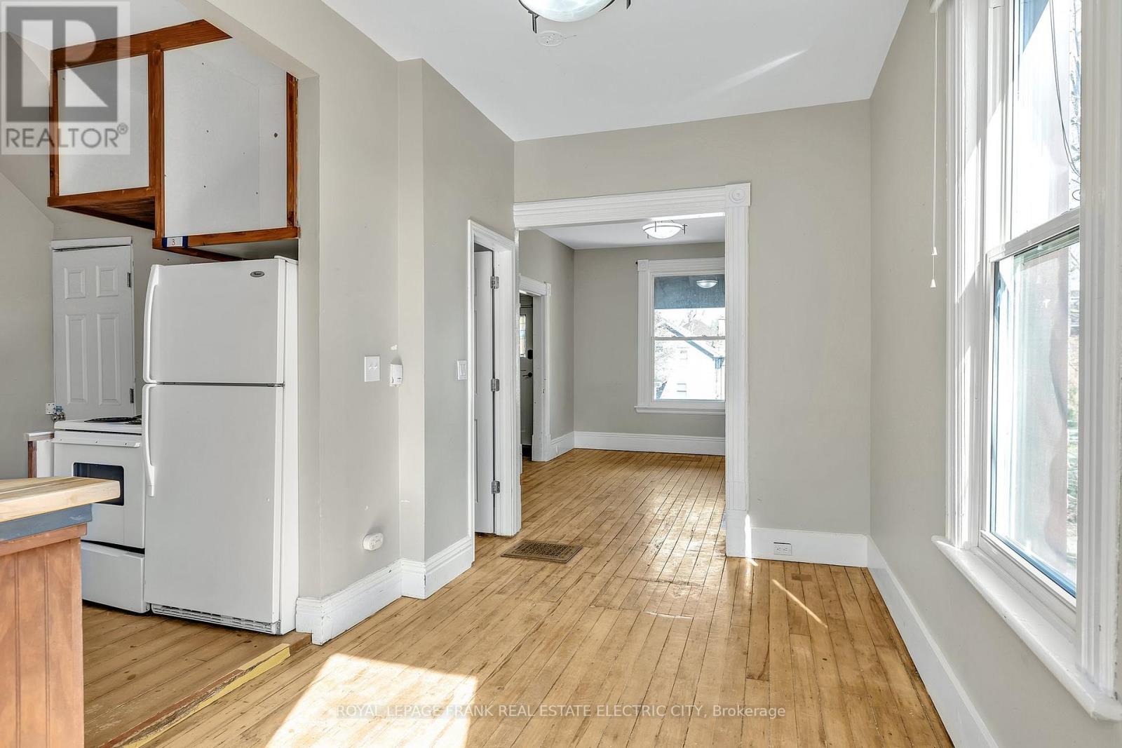 617 Aylmer Street N, Peterborough, Ontario  K9H 3X2 - Photo 9 - X12226158