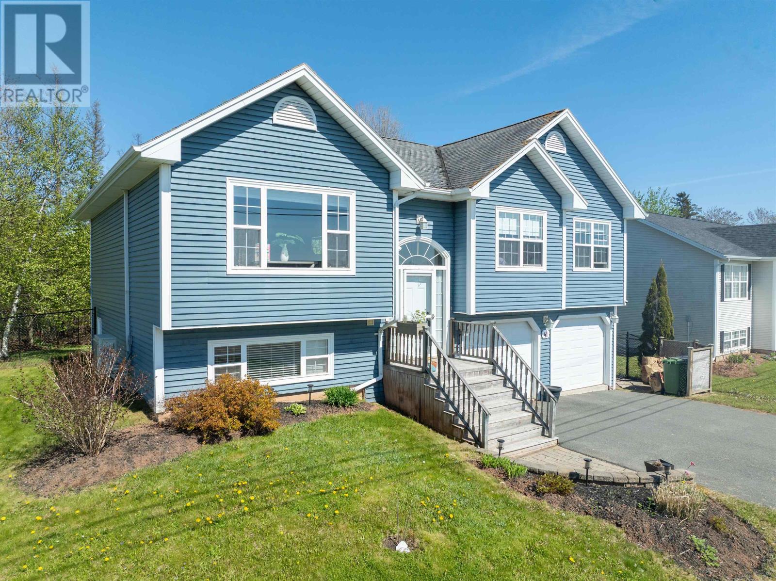 Property at 41 Parkway Drive image 1
