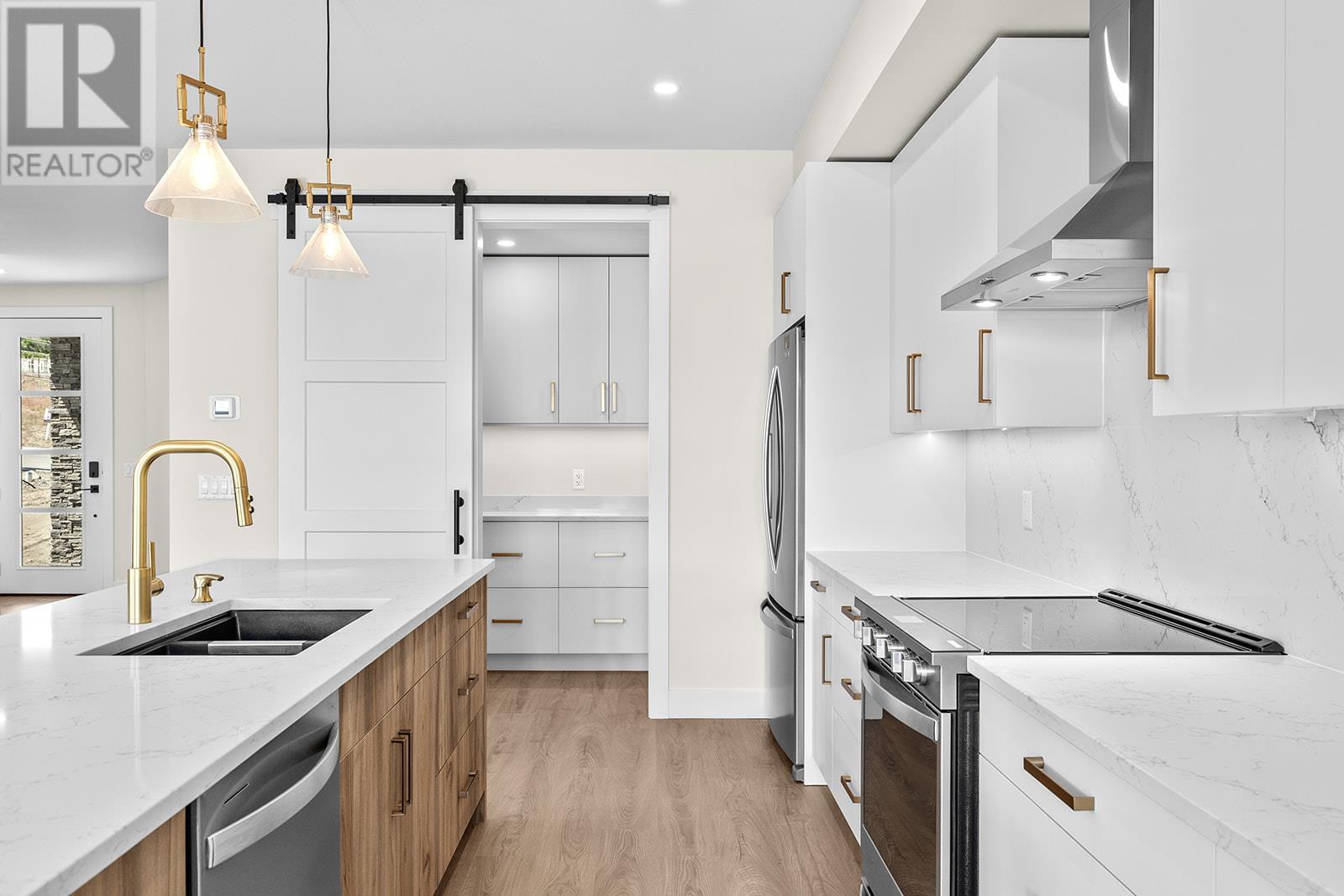 Property at 1021 Kitson Court image 5